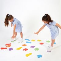   	Odličen učni in igralni pripomoček za otroke. Talne oznake za učenje, koordinacijo, premikanje telesa po prostoru.