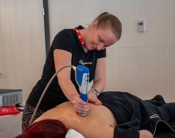 Wintecare tecar ems shockwave congress fizian 042026 13